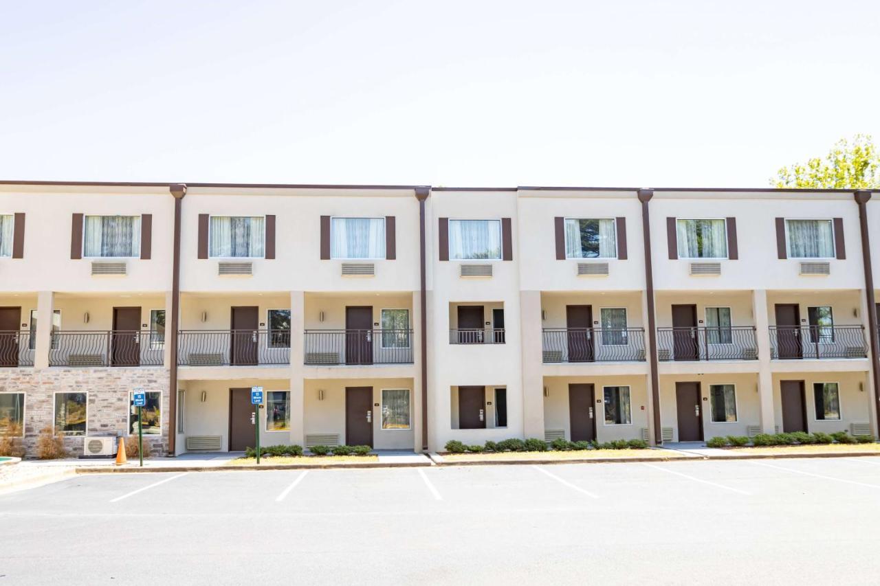 Baymont By Wyndham College Park Atlanta Airport South College Park