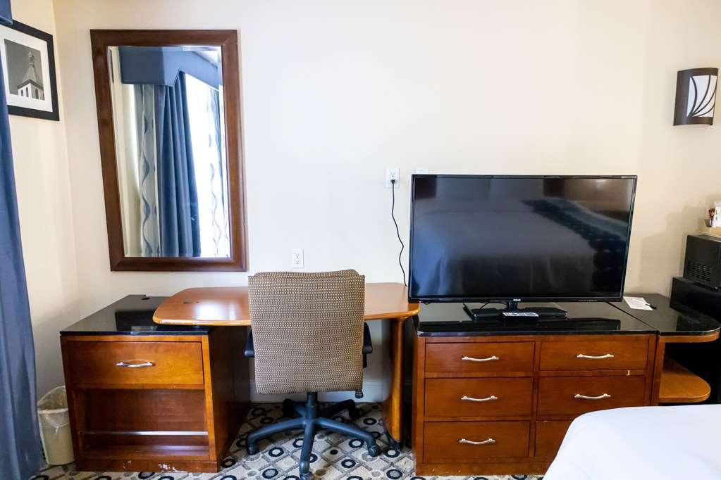 Baymont By Wyndham College Park Atlanta Airport South 3* College Park