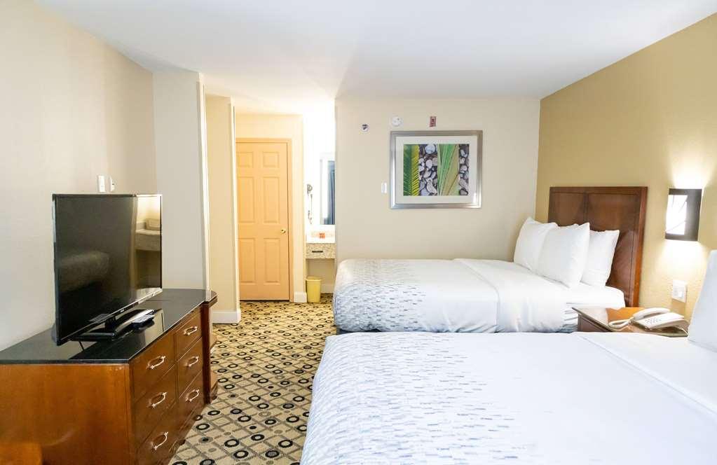 Baymont By Wyndham College Park Atlanta Airport South Hotel College Park