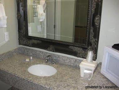 Baymont By Wyndham College Park Atlanta Airport South Hotel College Park